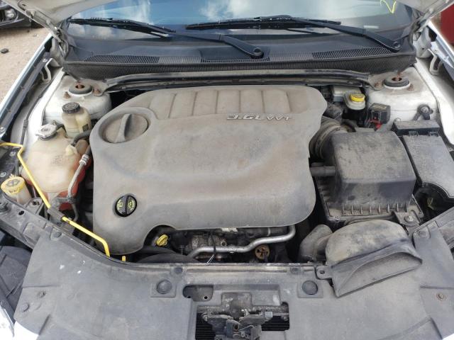 Photo 7 from auction – 2013 CHRYSLER 200 TOURIN with VIN 1C3CCBBG6DN569474