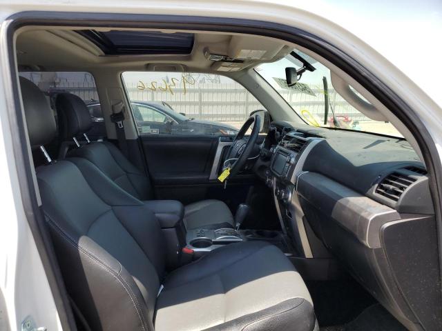 Photo 5 from auction – 2016 TOYOTA 4RUNNER SR with VIN JTEZU5JR8G5131689