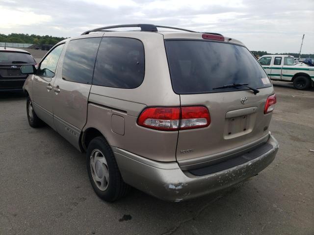 Photo 3 from auction – 2002 TOYOTA SIENNA with VIN 4T3ZF13C92U507852