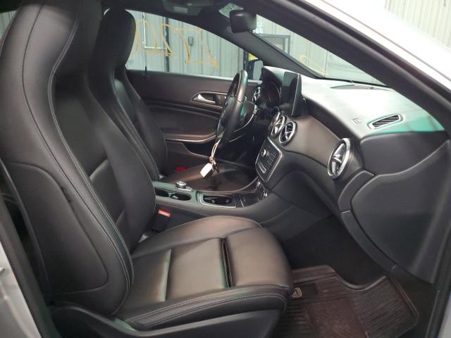 Photo 5 from auction – 2018 MERCEDES-BENZ CLA 250 with VIN WDDSJ4EB0JN539476