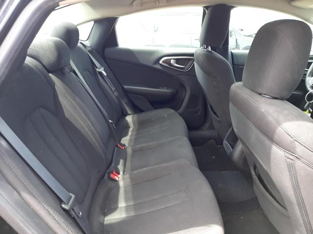 Photo 6 from auction – 2015 CHRYSLER 200 LIMITE with VIN 1C3CCCAB2FN737609