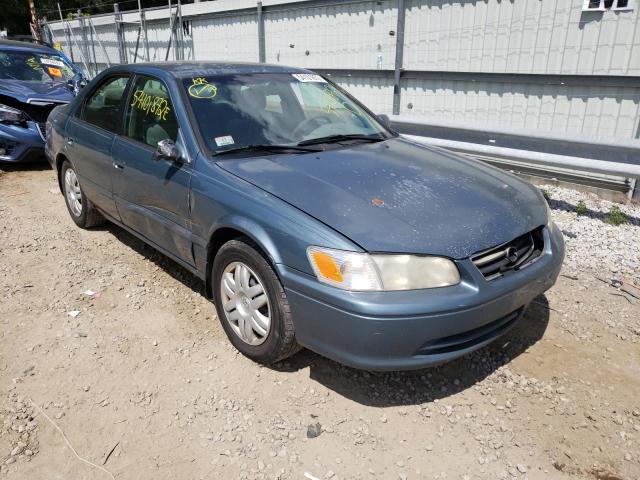 TOYOTA CAMRY CE 2000 with VIN 4T1BG22K1YU930018 - Photo from auction