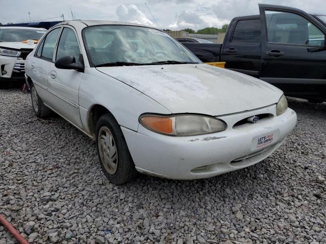FORD ESCORT 2000 with VIN 3FAFP13P7YR229619 - Photo from auction