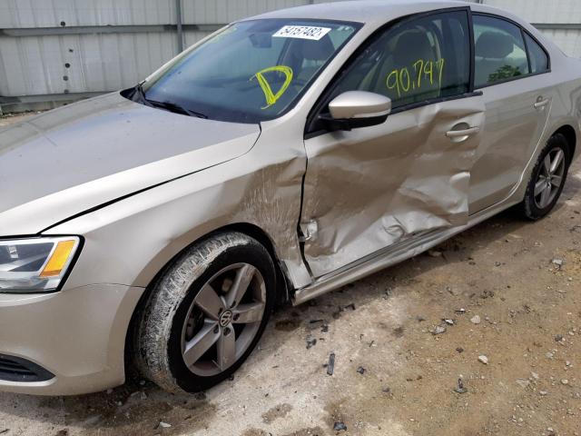 Photo 9 from auction – 2012 VOLKSWAGEN JETTA TDI with VIN 3VW3L7AJ5CM465831