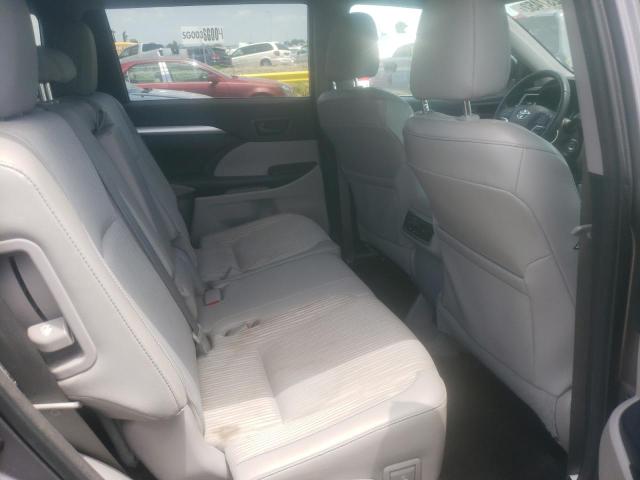 Photo 6 from auction – 2015 TOYOTA HIGHLANDER with VIN 5TDBKRFH1FS197786