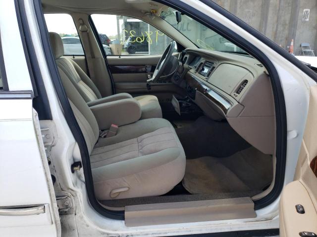 Photo 5 from auction – 2005 MERCURY GRAND MARQ with VIN 2MEFM74W95X652564
