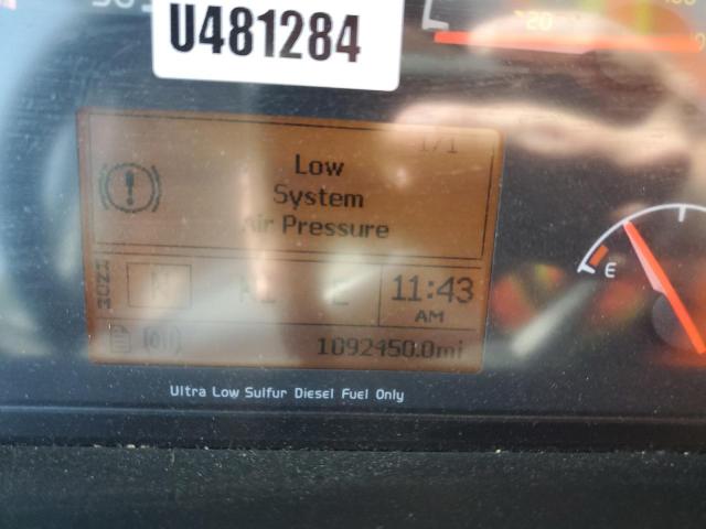 Photo 8 from auction – 2012 VOLVO VN VNM with VIN 4V4M39EH7CN536693