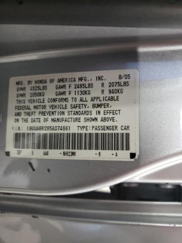 Photo 10 from auction – 2005 ACURA TL with VIN 19UUA66295A074661