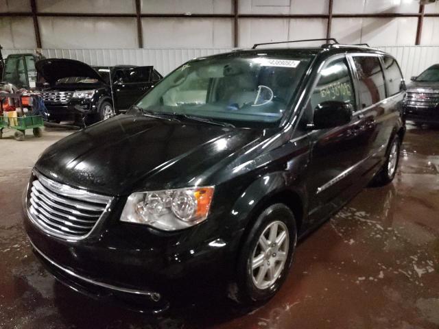 Photo 2 from auction – 2013 CHRYSLER TOWN & COU with VIN 2C4RC1BG3DR526584