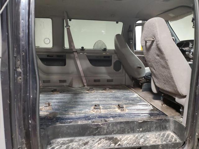 Photo 6 from auction – 2000 FORD ECONOLINE with VIN 1FBSS31S2YHB89532