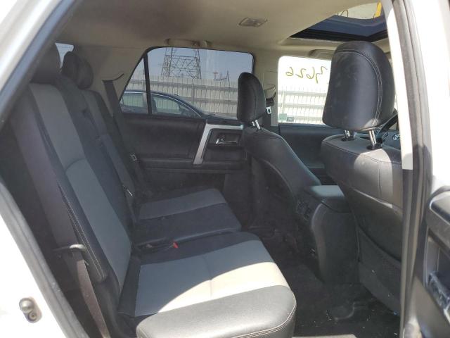 Photo 6 from auction – 2016 TOYOTA 4RUNNER SR with VIN JTEZU5JR8G5131689