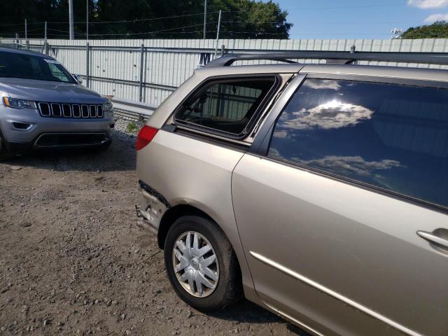 Photo 9 from auction – 2004 TOYOTA SIENNA CE with VIN 5TDZA23C54S169164
