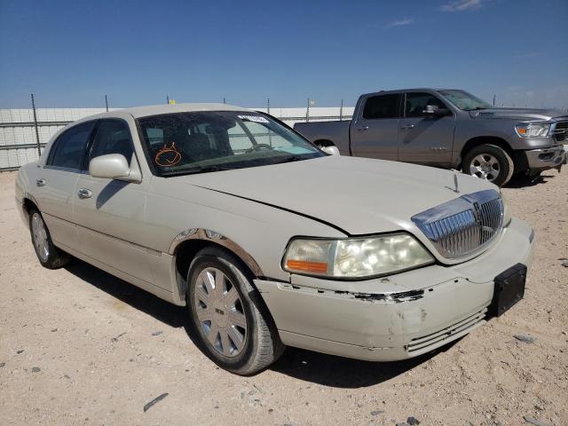 LINCOLN TOWN CAR U 2004 with VIN 1LNHM83W54Y683273 - Photo from auction