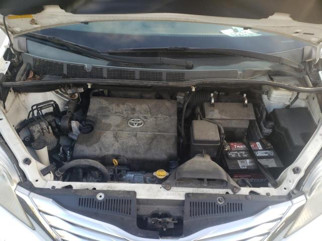Photo 7 from auction – 2011 TOYOTA SIENNA XLE with VIN 5TDDK3DC0BS008424