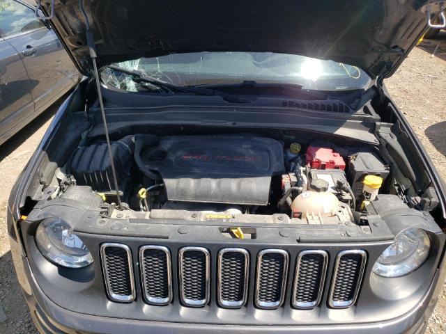 Photo 7 from auction – 2018 JEEP RENEGADE S with VIN ZACCJBAB1JPH45969