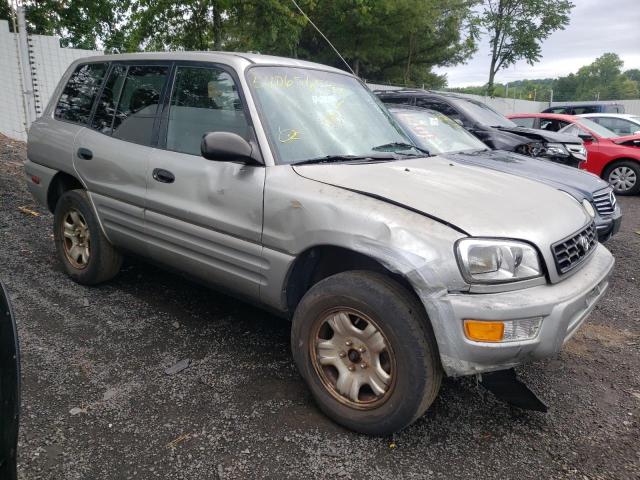 TOYOTA RAV4 2000 with VIN JT3GP10V3Y0050161 - Photo from auction