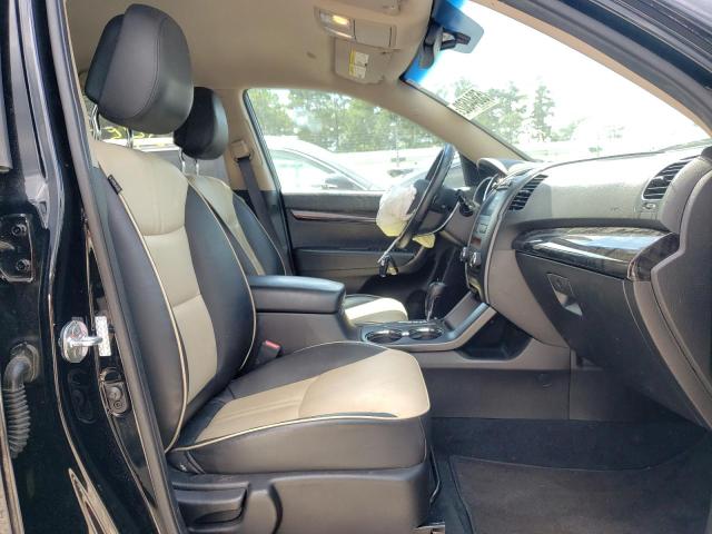 Photo 5 from auction – 2011 KIA SORENTO EX with VIN 5XYKU4A15BG068495