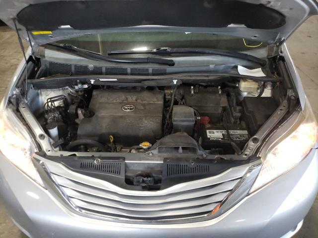 Photo 7 from auction – 2016 TOYOTA SIENNA LE with VIN 5TDKK3DC3GS694375