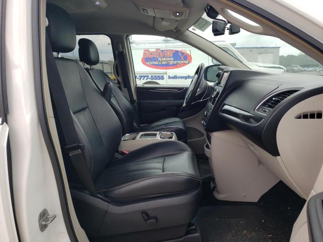 Photo 5 from auction – 2011 CHRYSLER TOWN & COU with VIN 2A4RR8DG7BR687919