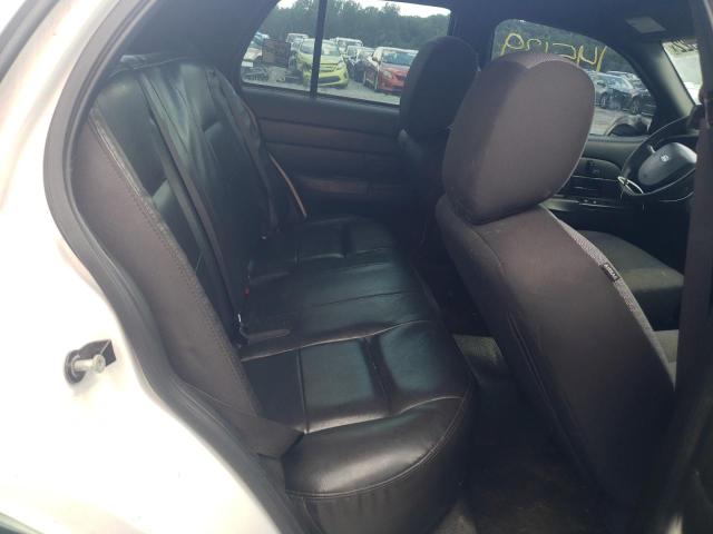 Photo 6 from auction – 2011 FORD CROWN VICT with VIN 2FABP7BV0BX179561