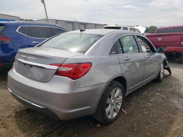 Photo 4 from auction – 2013 CHRYSLER 200 LX with VIN 1C3CCBAB1DN669455