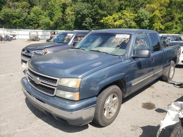 Photo 2 from auction – 2006 CHEVROLET SILVERADO with VIN 1GCEC19V66Z212651