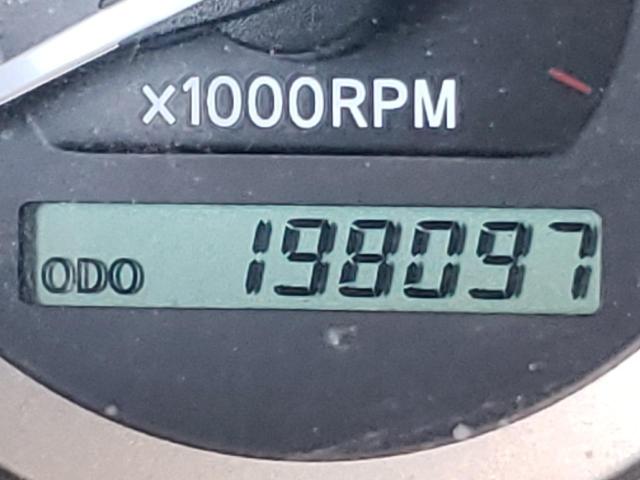 Photo 8 from auction – 2005 TOYOTA SIENNA CE with VIN 5TDZA23C25S320706