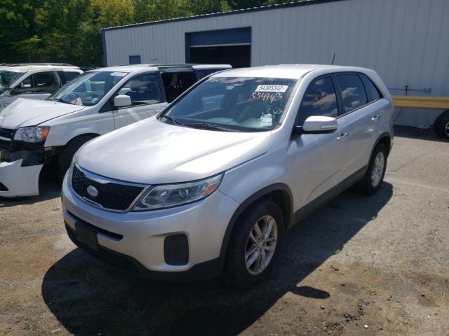 Photo 2 from auction – 2015 KIA SORENTO LX with VIN 5XYKT3A68FG554443