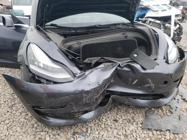 Photo 9 from auction – 2018 TESLA MODEL 3 with VIN 5YJ3E1EB2JF150693