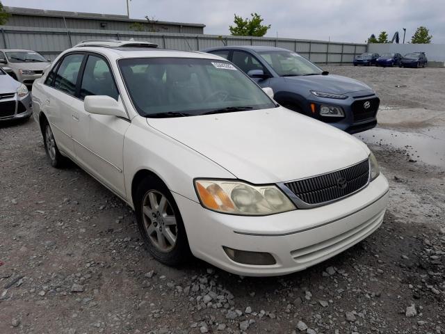 TOYOTA AVALON XL 2000 with VIN 4T1BF28B0YU062281 - Photo from auction