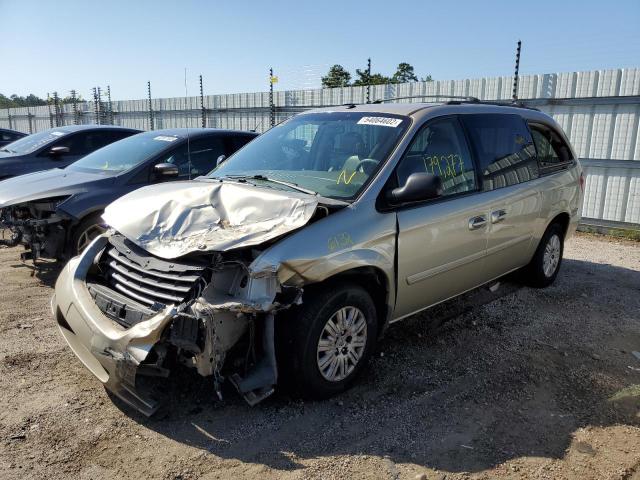 Photo 2 from auction – 2006 CHRYSLER TOWN & COU with VIN 2A4GP44RX6R823473