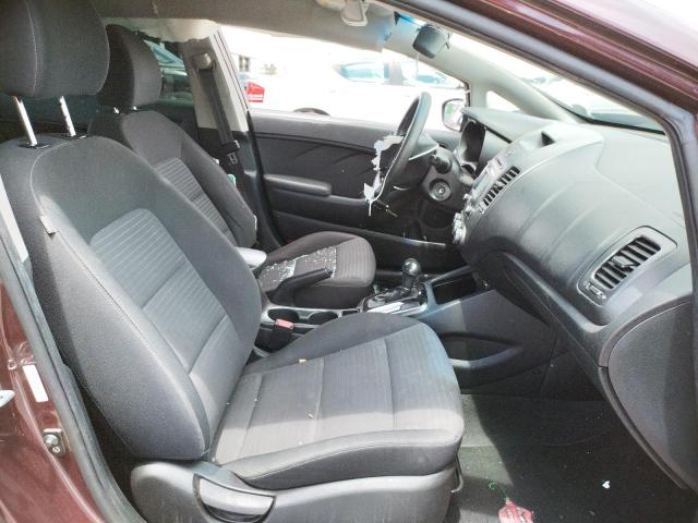 Photo 5 from auction – 2017 KIA FORTE LX with VIN 3KPFL4A72HE098925