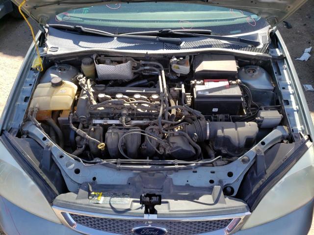 Photo 7 from auction – 2005 FORD FOCUS ZX5 with VIN 3FAFP37N85R128802