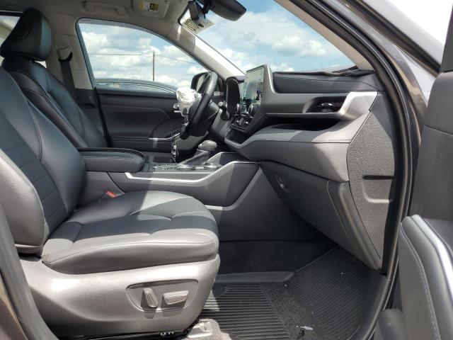 Photo 5 from auction – 2022 TOYOTA HIGHLANDER with VIN 5TDGZRBH2NS565589