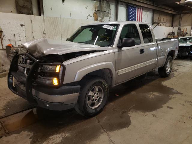 Photo 2 from auction – 2004 CHEVROLET SILVERADO with VIN 1GCEK19T44E333698