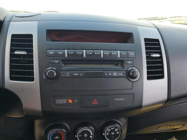 Photo 9 from auction – 2010 MITSUBISHI OUTLANDER with VIN JA4AT3AW6AZ017506