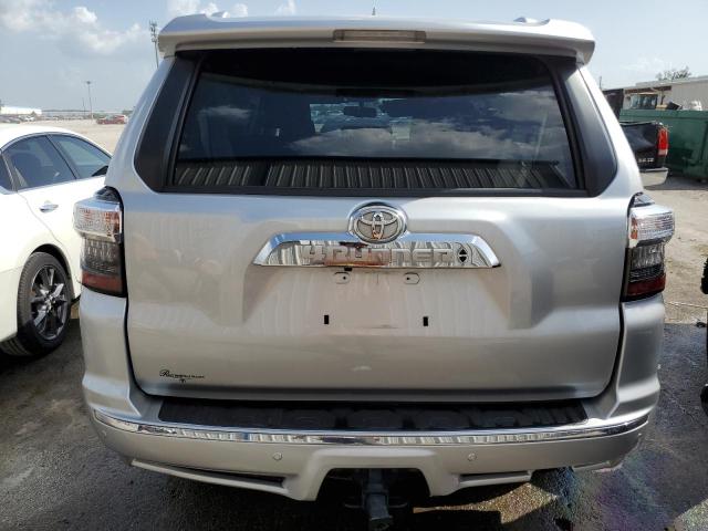 Photo 9 from auction – 2018 TOYOTA 4RUNNER SR with VIN JTEZU5JR2J5180510