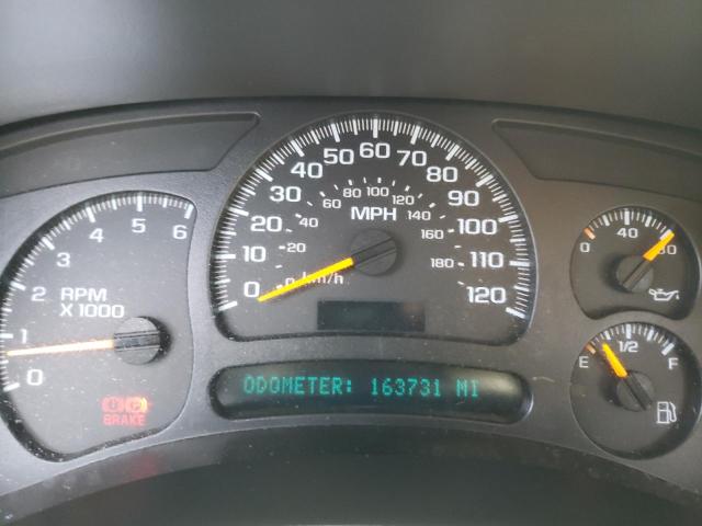 Photo 8 from auction – 2005 GMC YUKON with VIN 1GKEC13T65R257549