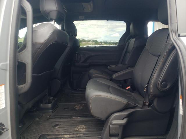 Photo 6 from auction – 2022 TOYOTA SIENNA XLE with VIN 5TDASKFC9NS055658