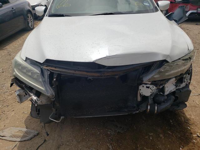 Photo 9 from auction – 2017 ACURA ILX BASE W with VIN 19UDE2F32HA012660