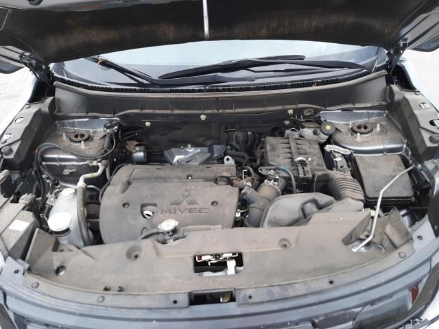 Photo 7 from auction – 2021 MITSUBISHI OUTLANDER with VIN JA4APUAU7MU002569