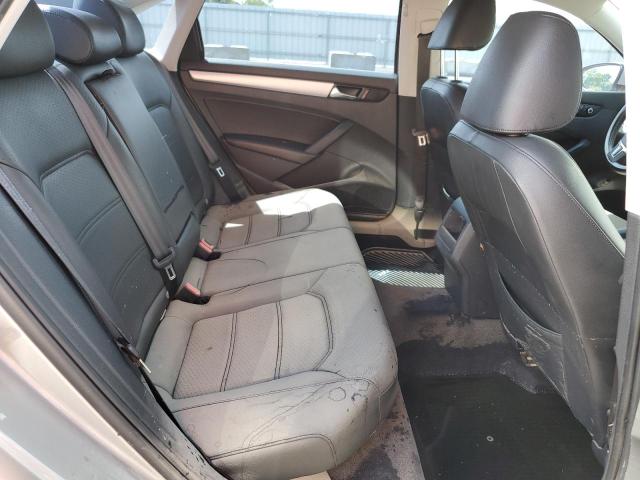 Photo 6 from auction – 2012 VOLKSWAGEN PASSAT SE with VIN 1VWBP7A34CC098701