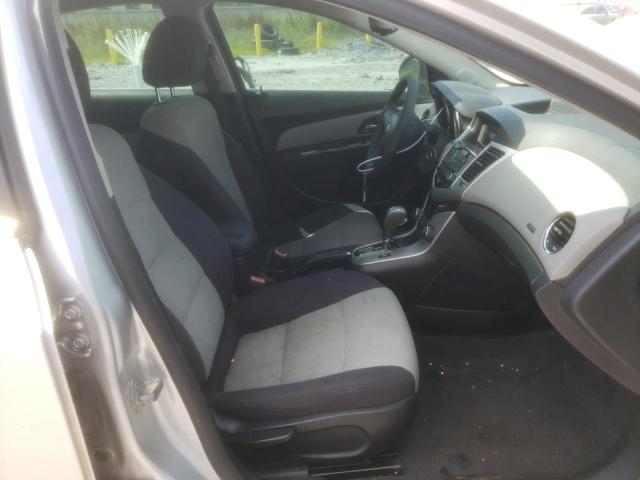 Photo 5 from auction – 2012 CHEVROLET CRUZE LS with VIN 1G1PC5SH3C7405392