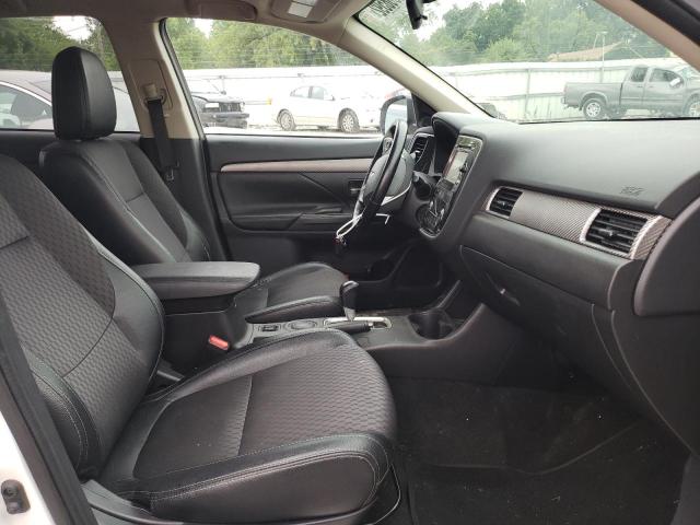 Photo 5 from auction – 2015 MITSUBISHI OUTLANDER with VIN JA4AD3A32FZ004164
