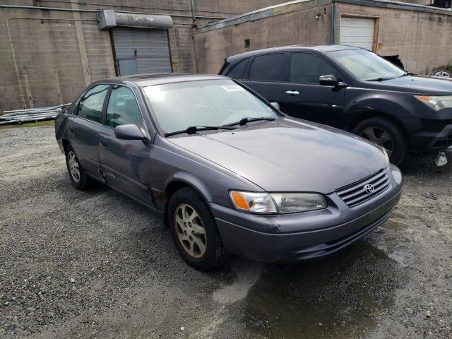 Photo 1 from auction – 1998 TOYOTA CAMRY with VIN 4T1BF22KXWU929238