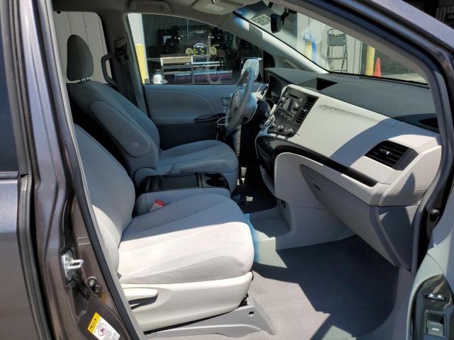 Photo 5 from auction – 2011 TOYOTA SIENNA LE with VIN 5TDKK3DCXBS041390