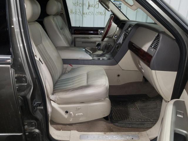 Photo 5 from auction – 2004 LINCOLN NAVIGATOR with VIN 5LMFU28R74LJ23532