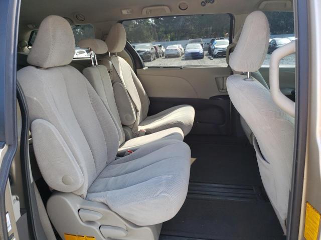 Photo 6 from auction – 2011 TOYOTA SIENNA LE with VIN 5TDKK3DC3BS132727