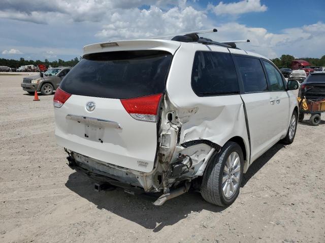 Photo 4 from auction – 2013 TOYOTA SIENNA XLE with VIN 5TDDK3DC2DS060589