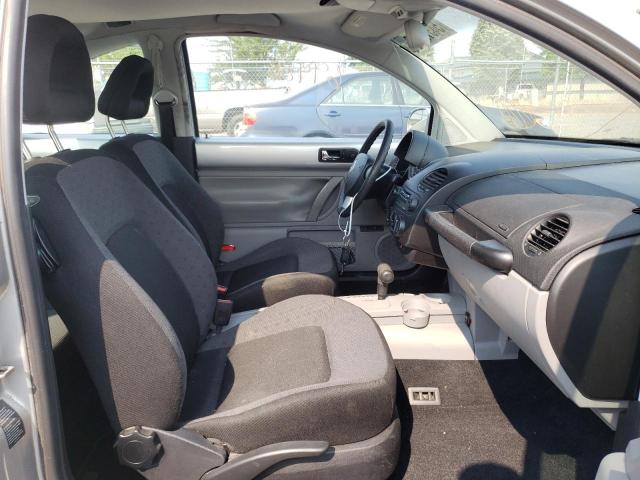 Photo 5 from auction – 2001 VOLKSWAGEN NEW BEETLE with VIN 3VWBS21C11M418389